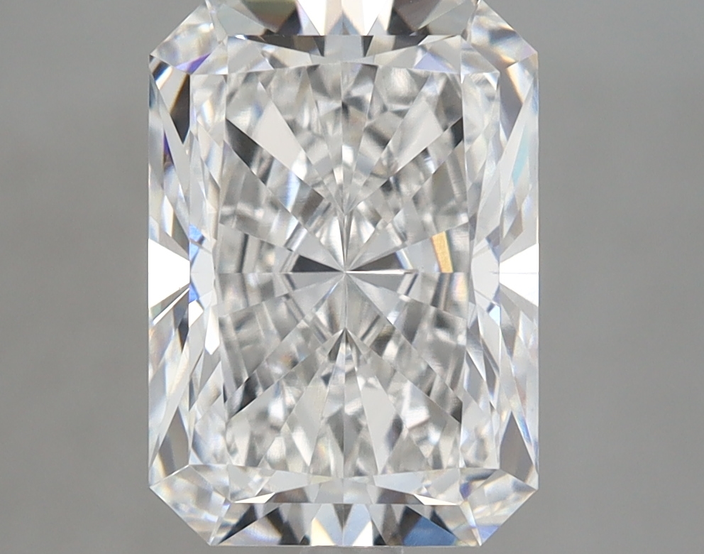 1.9ct Radiant E VVS2 GIA