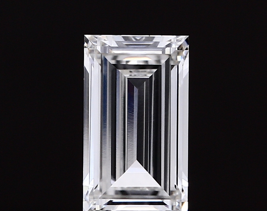 1.87ct Baguette G VS1 IGI