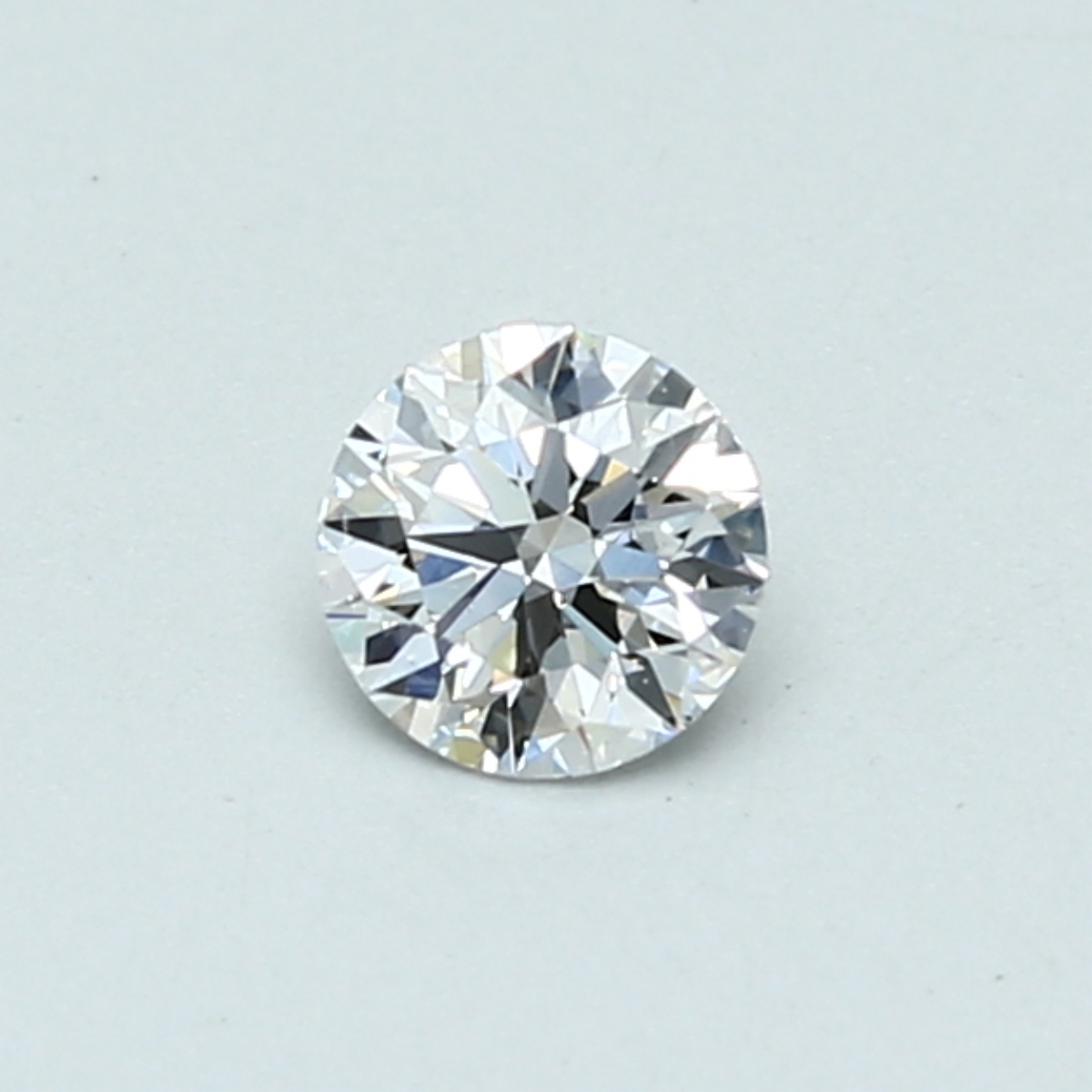 Round 0.31ct D VS2