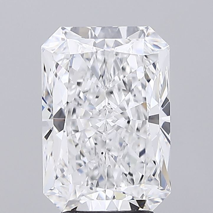 3.94 ct. radiant Lab Grown Diamond front image
