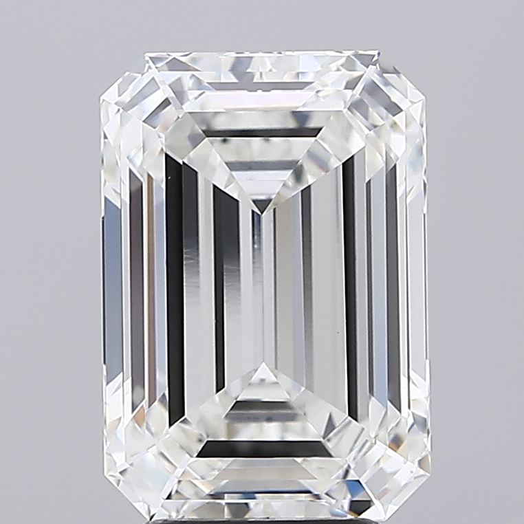 Emerald cut 5.01ct G VVS2