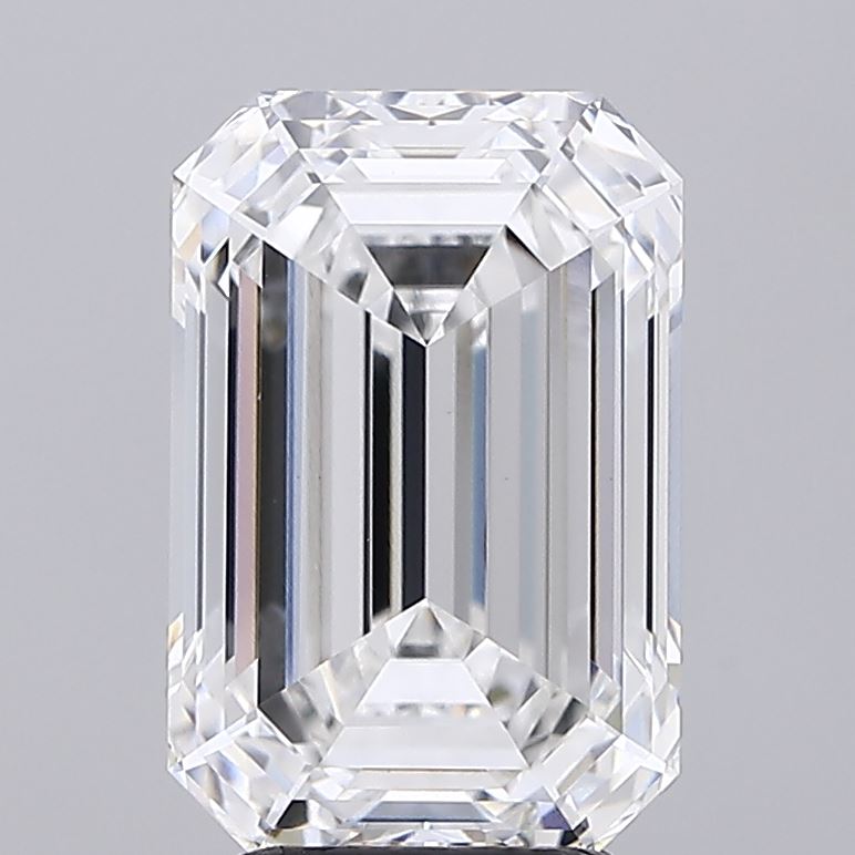 4.09 ct. emerald Lab Grown Diamond front image
