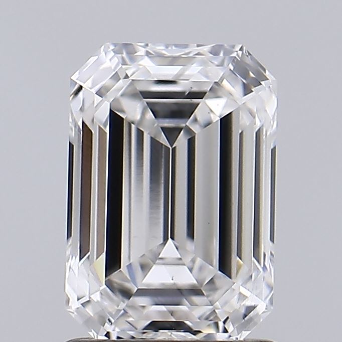 1.54 ct. emerald Lab Grown Diamond front image