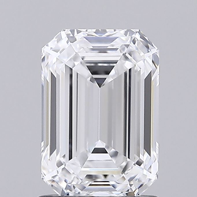 1.52 ct. emerald Lab Grown Diamond front image