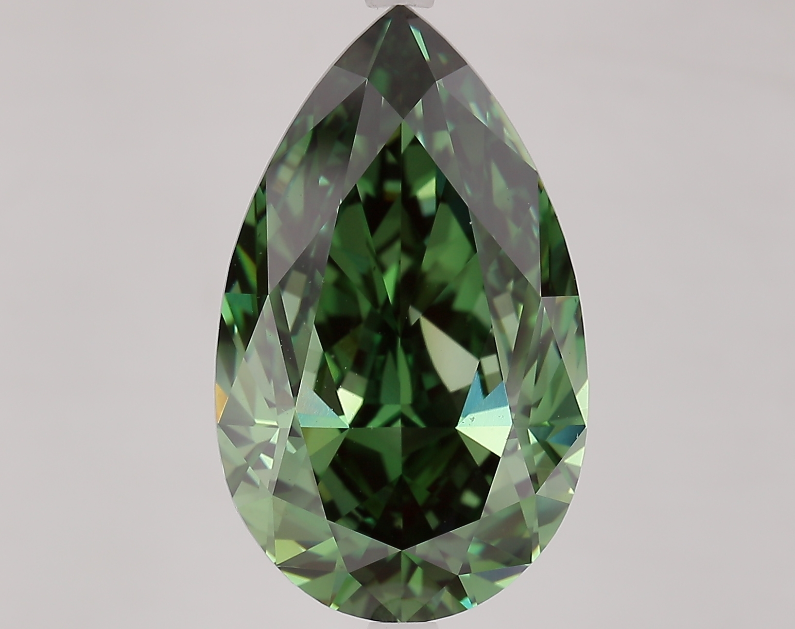 Pear 9.50ct Fancy Vivid Green VS1