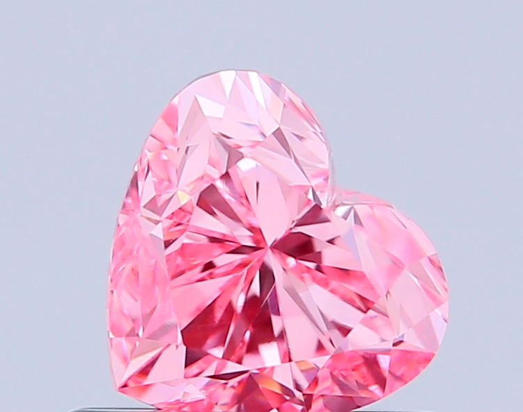 0.8ct Heart Fancy Vivid Pink VVS2 IGI
