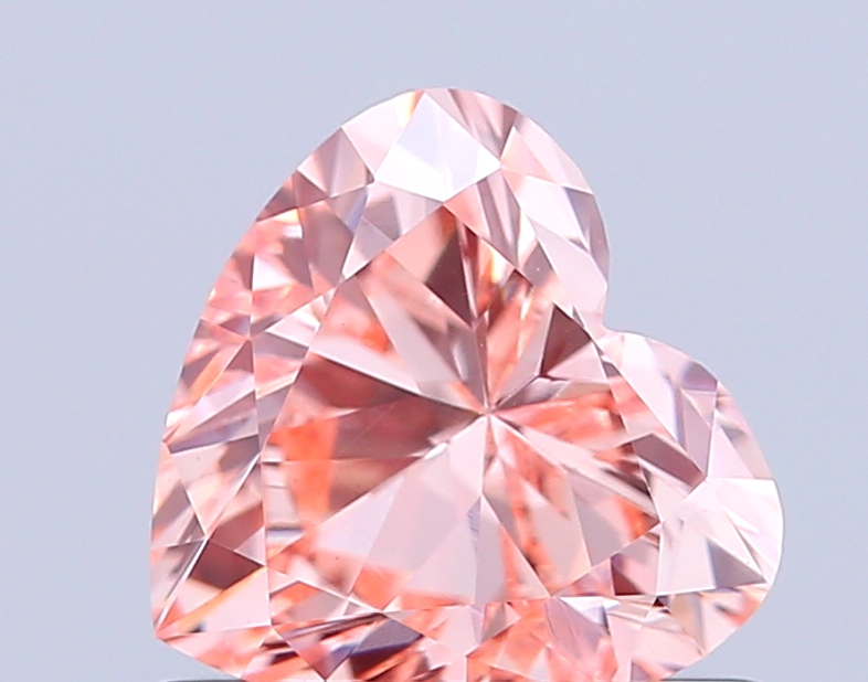 0.7ct Heart Fancy Vivid Pink VVS2 IGI