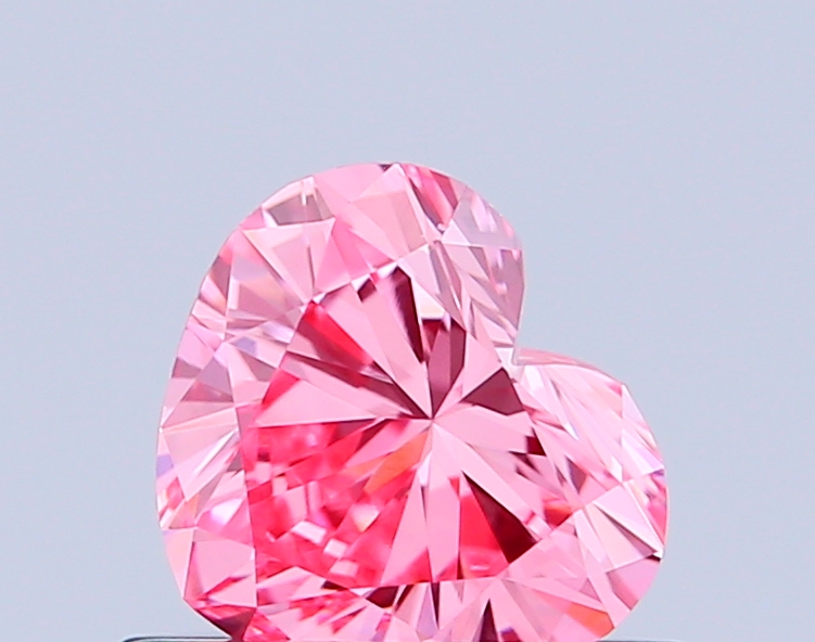 0.5ct Heart Fancy Vivid Pink VS1 IGI