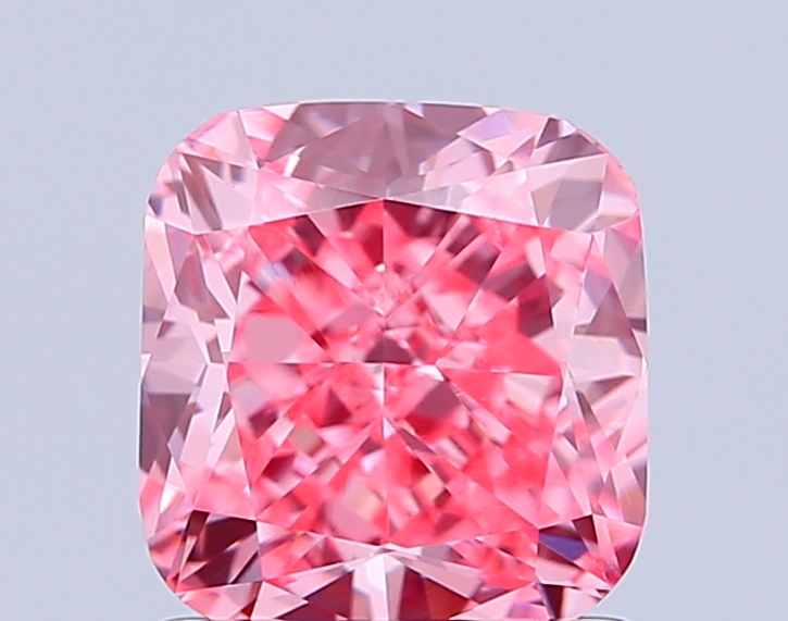 1.5ct Cushion Brilliant Fancy Vivid Pink VVS2 IGI