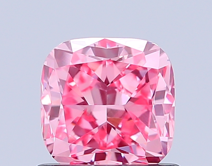 1.0ct Cushion Brilliant Fancy Vivid Pink VVS2 IGI