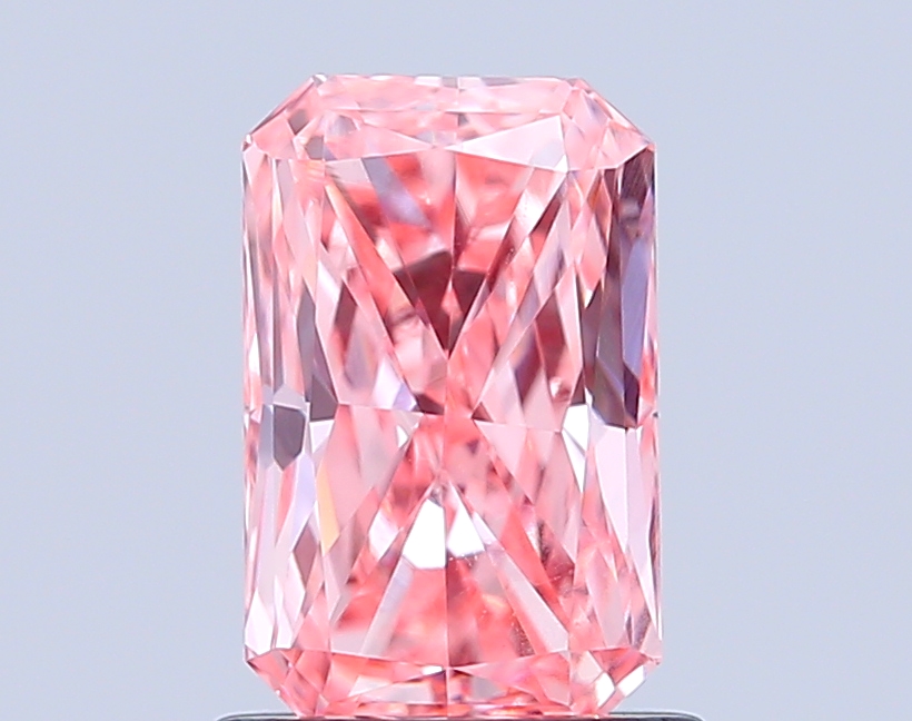 1.1ct Radiant Fancy Vivid Pink VVS2 IGI