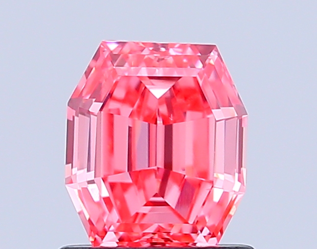1.0ct Octagonal Fancy Vivid Pink VS2 IGI