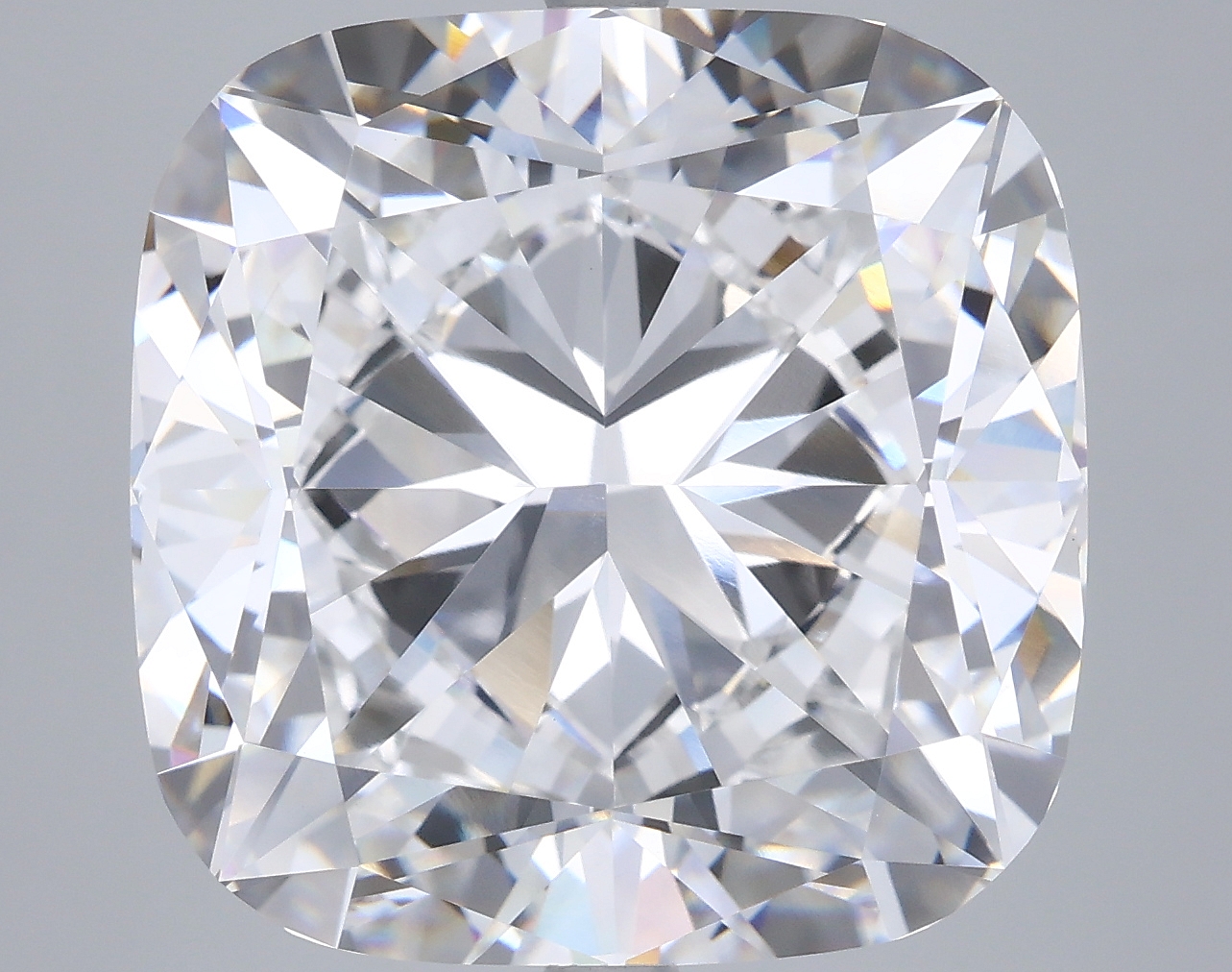 Cushion 17.2ct E VVS2
