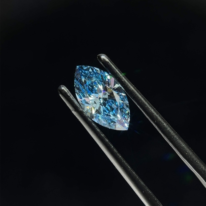 0.94ct Marquise Fancy Vivid Blue VS1 IGI