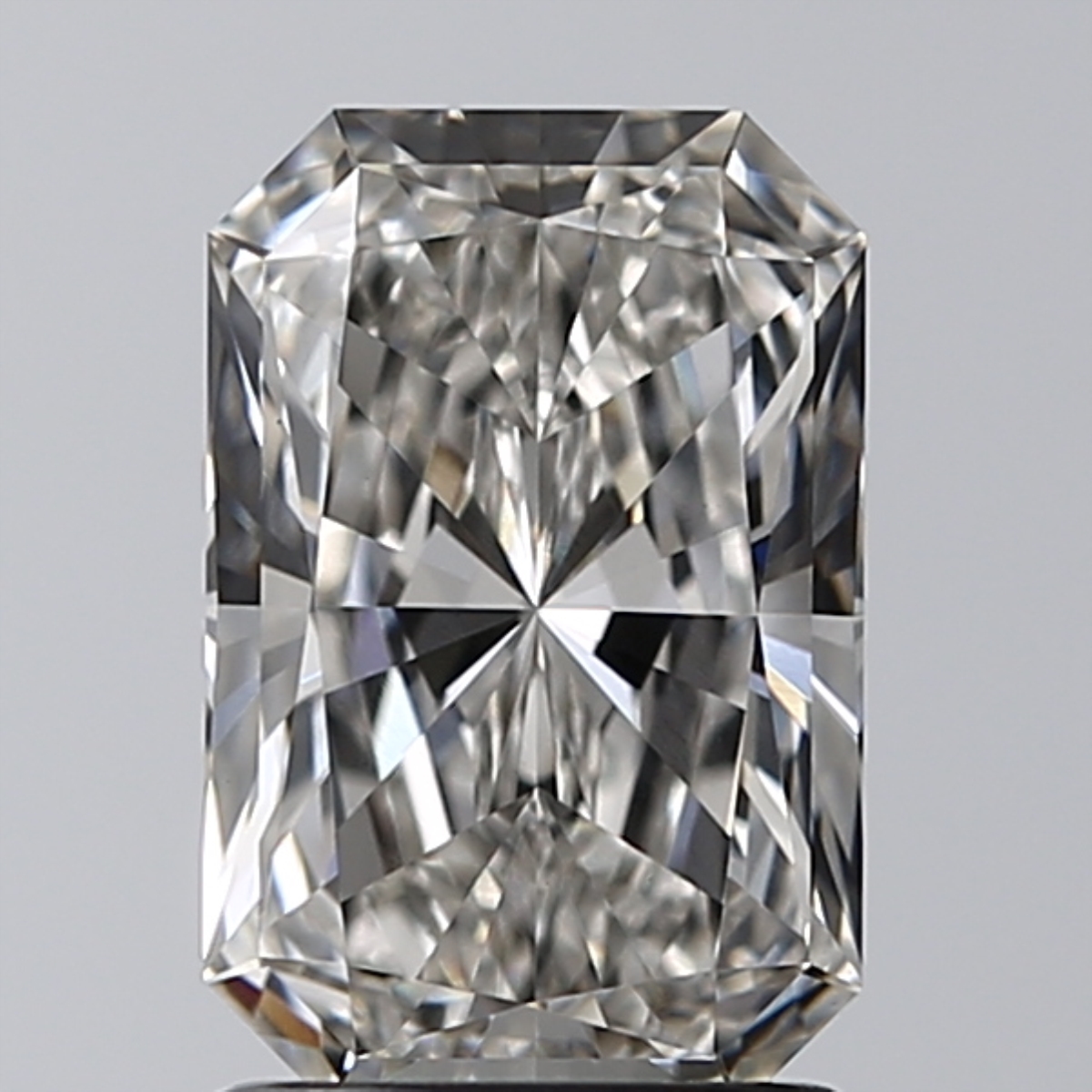 1.57 ct. radiant Lab Grown Diamond front image