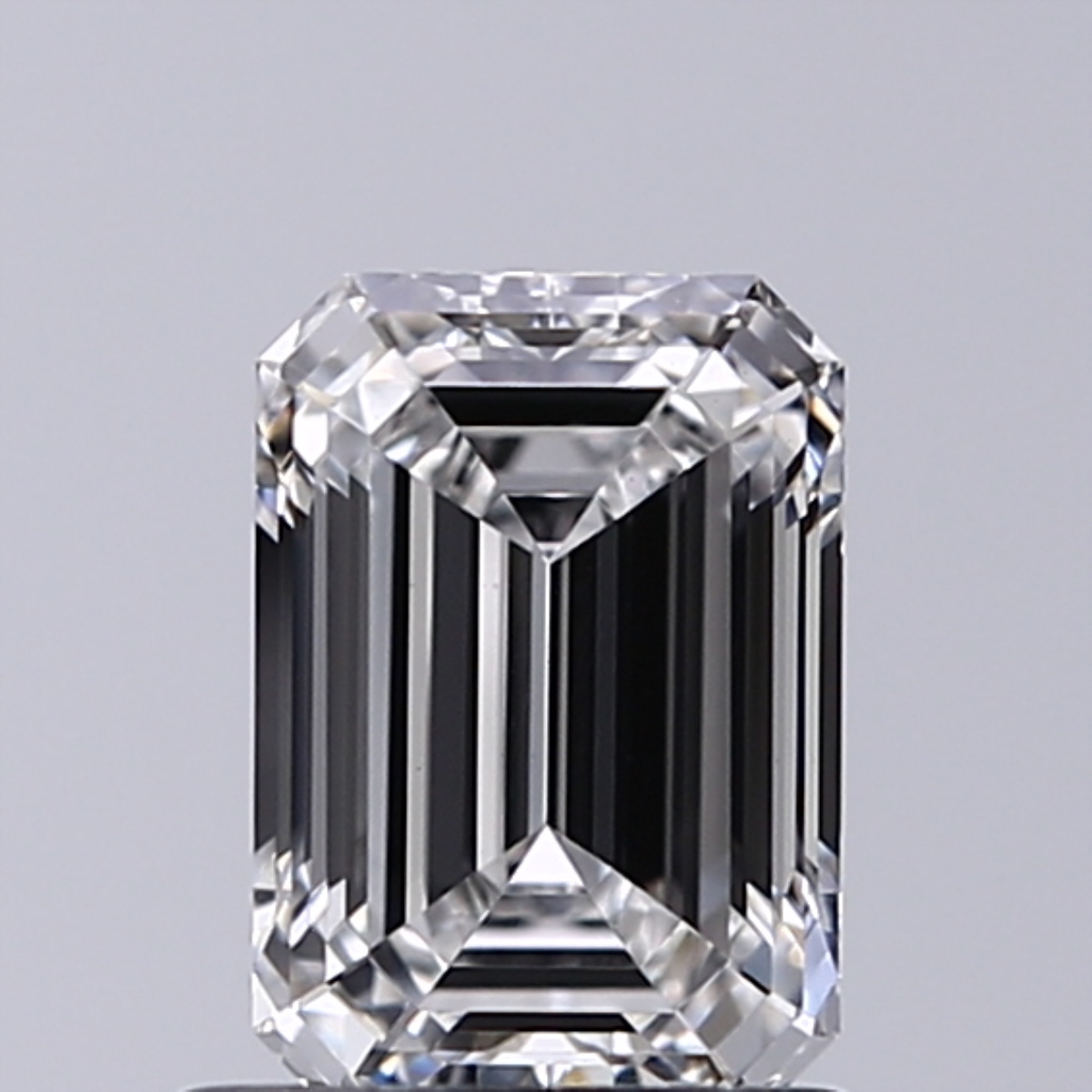 0.94 ct. emerald Lab Grown Diamond front image