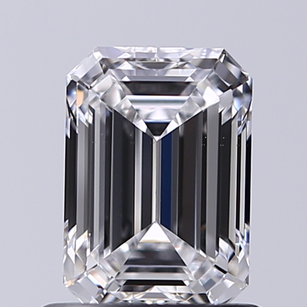 0.93 ct. emerald Lab Grown Diamond front image