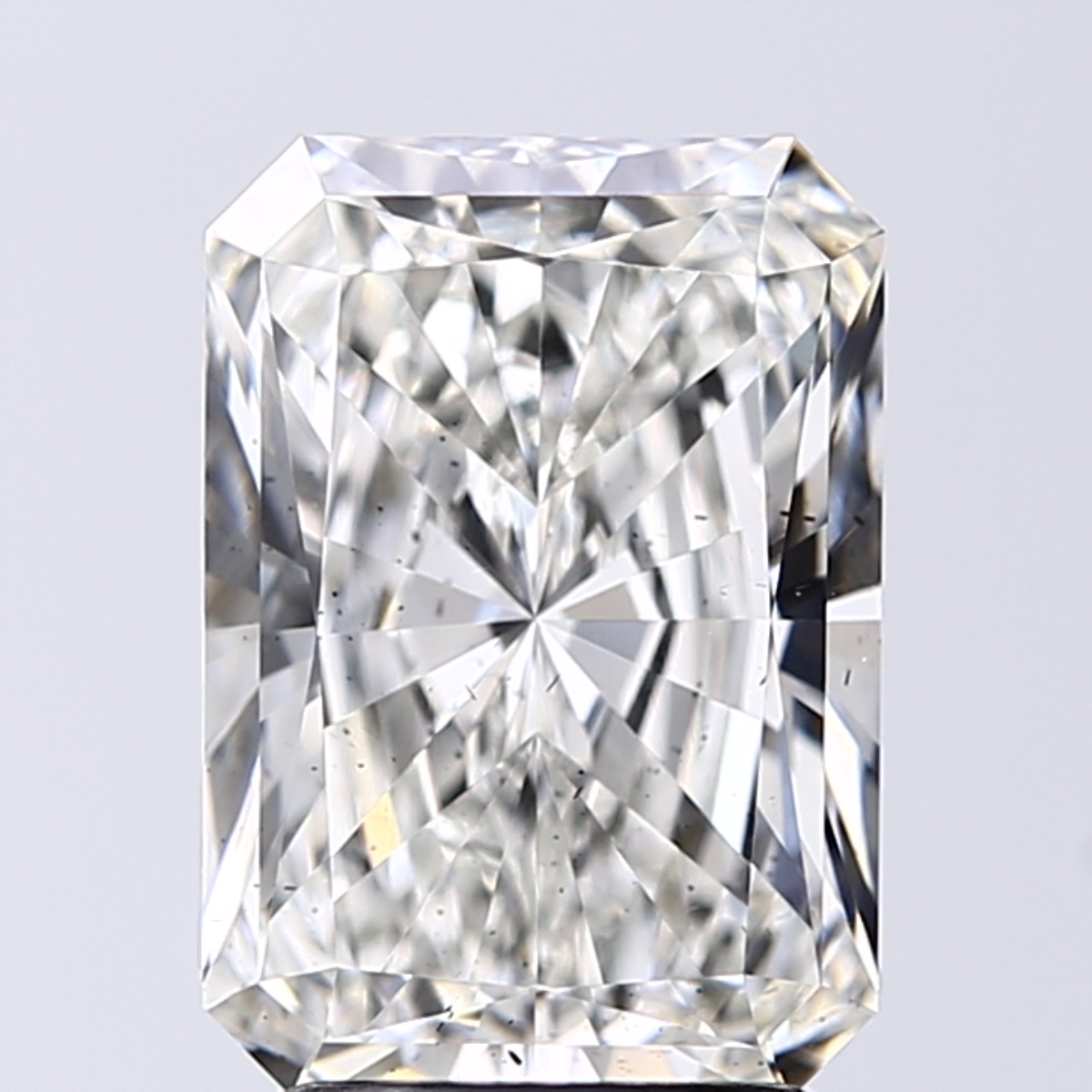 2.80 ct. radiant Lab Grown Diamond front image