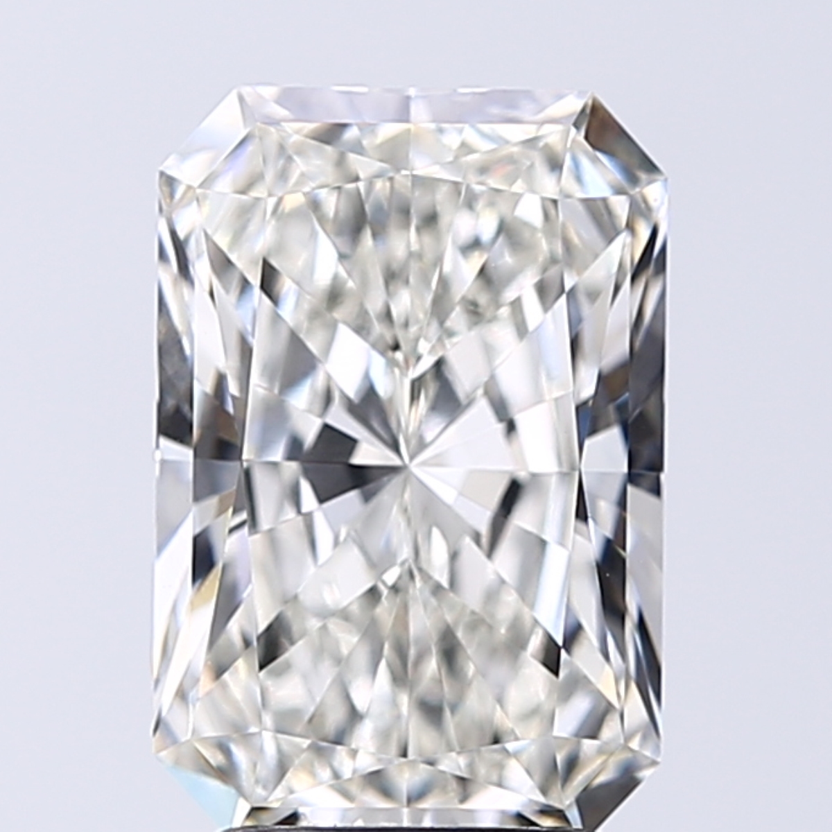 3.15 ct. radiant Lab Grown Diamond front image