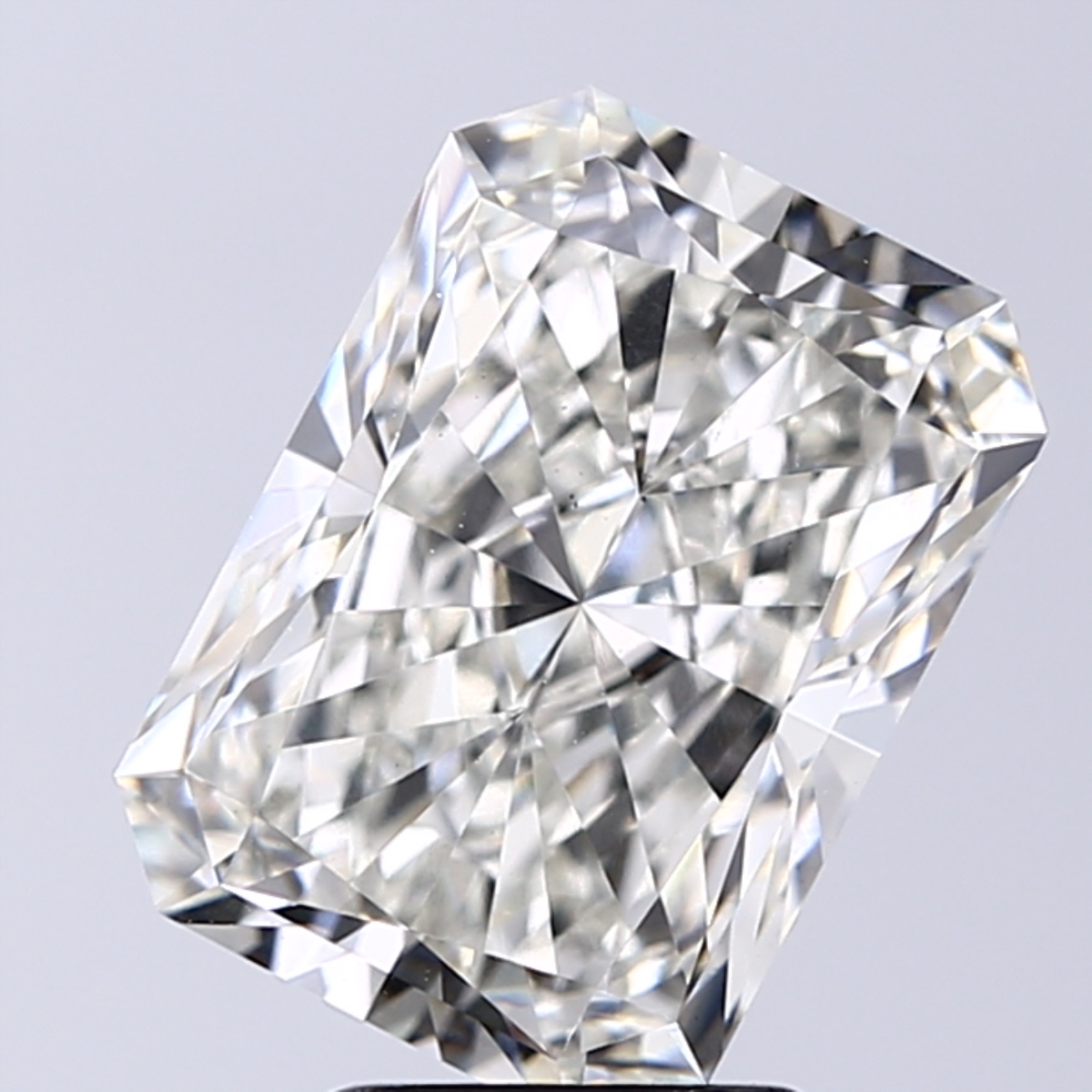 4.03 ct. radiant Lab Grown Diamond front image