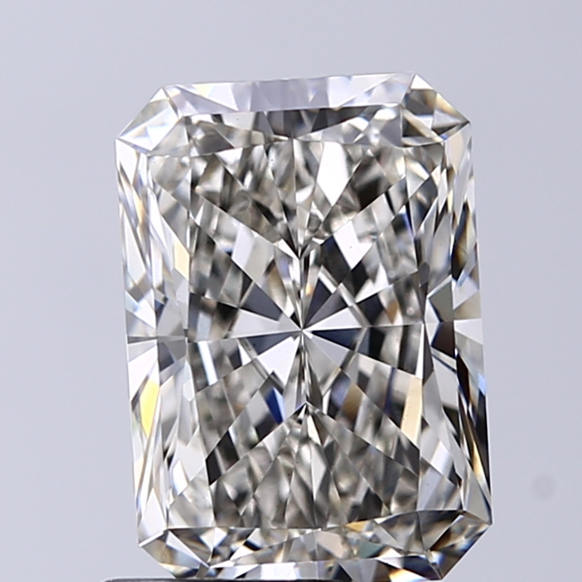4.02 ct. radiant Lab Grown Diamond front image