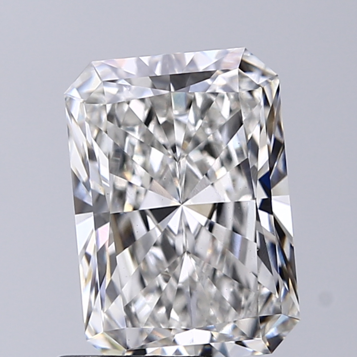 3.70 ct. radiant Lab Grown Diamond front image