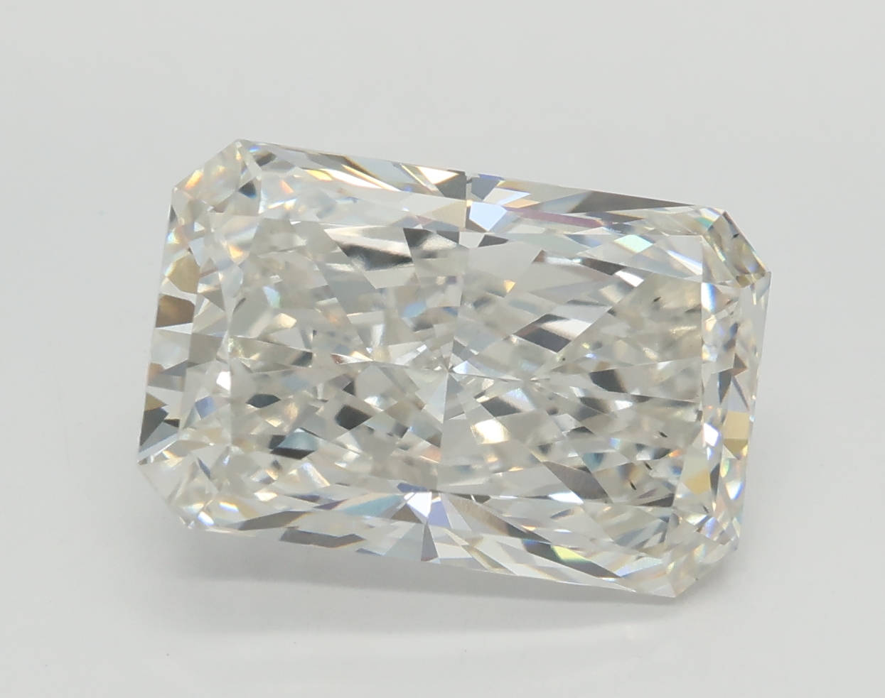 4.03 ct. radiant Lab Grown Diamond front image