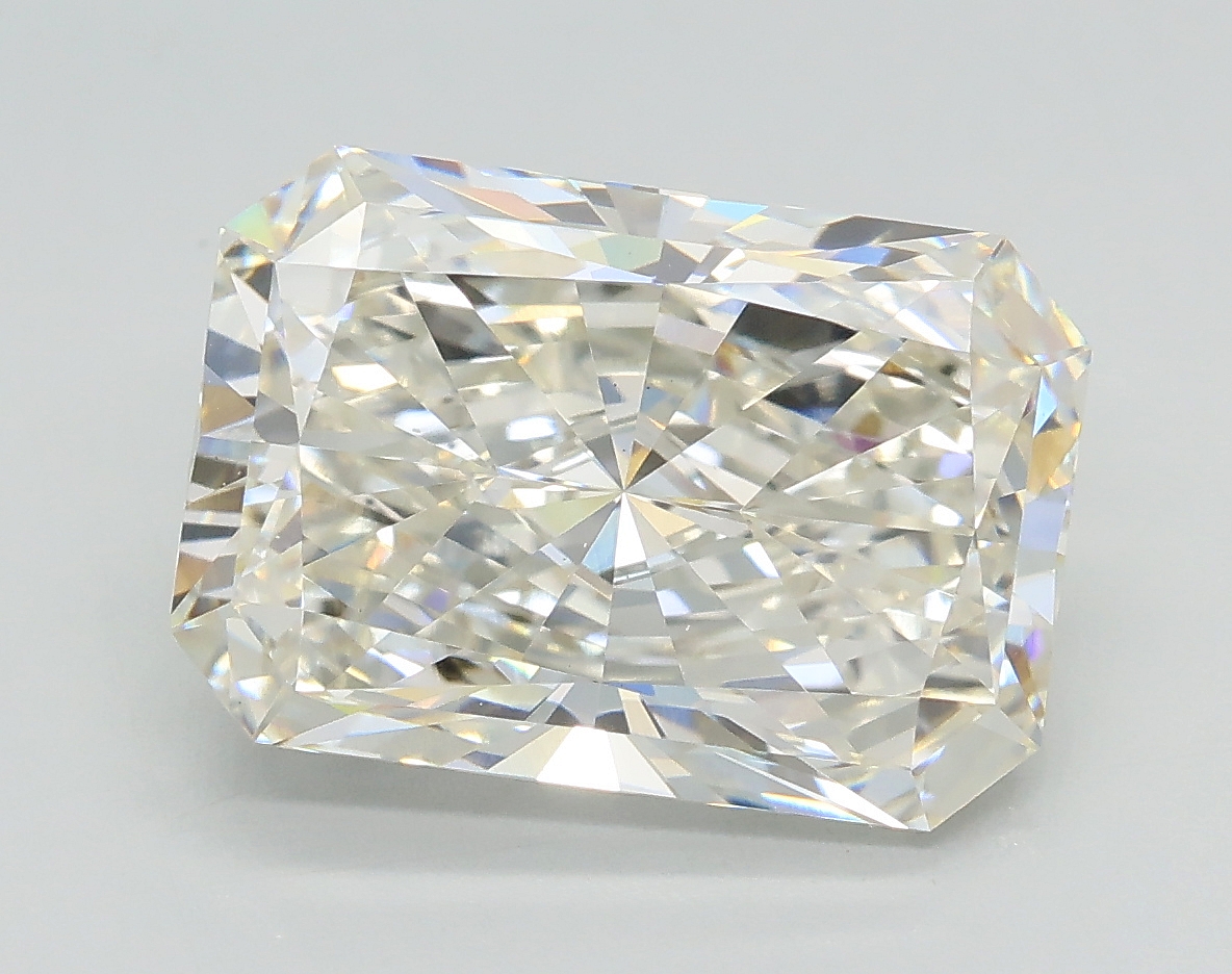 4.05 ct. radiant Lab Grown Diamond front image