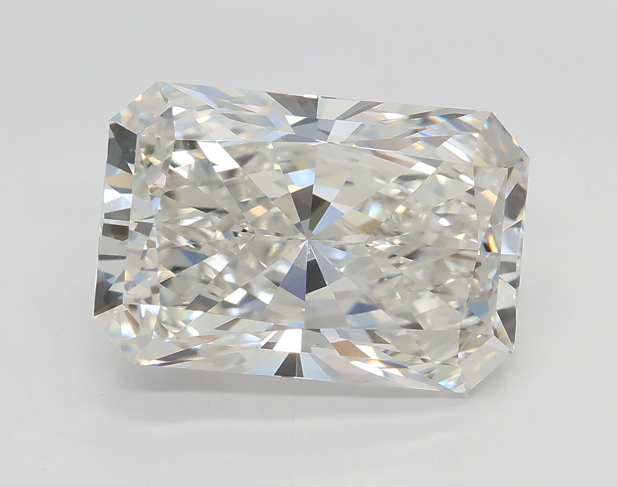 4.04 ct. radiant Lab Grown Diamond front image