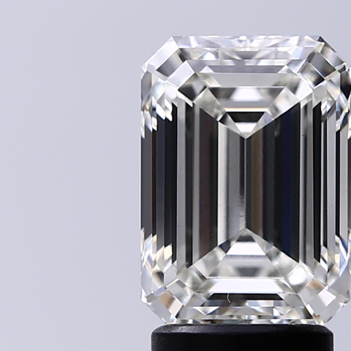 3.55 ct. emerald Lab Grown Diamond front image