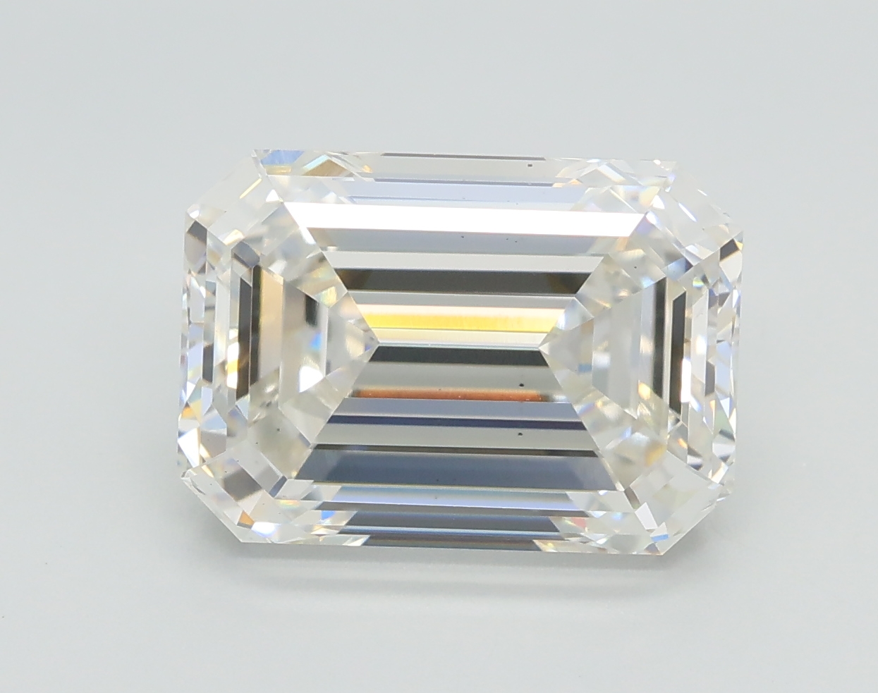 4.12ct Emerald · G · VS2 · IGI