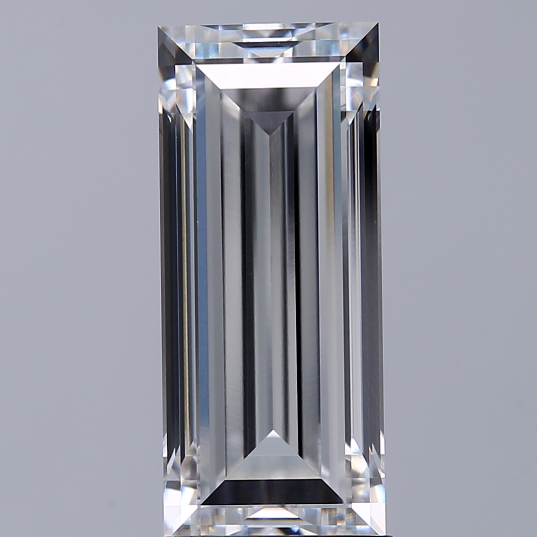 2.73ct Baguette E VVS1 IGI
