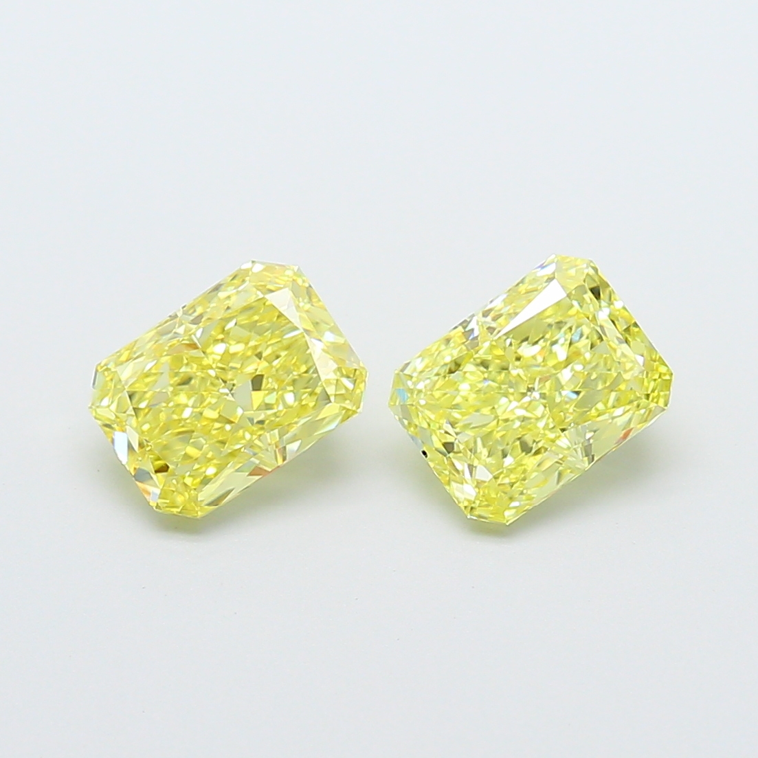 1.38ct Radiant Fancy Intense Yellow VVS2 IGI