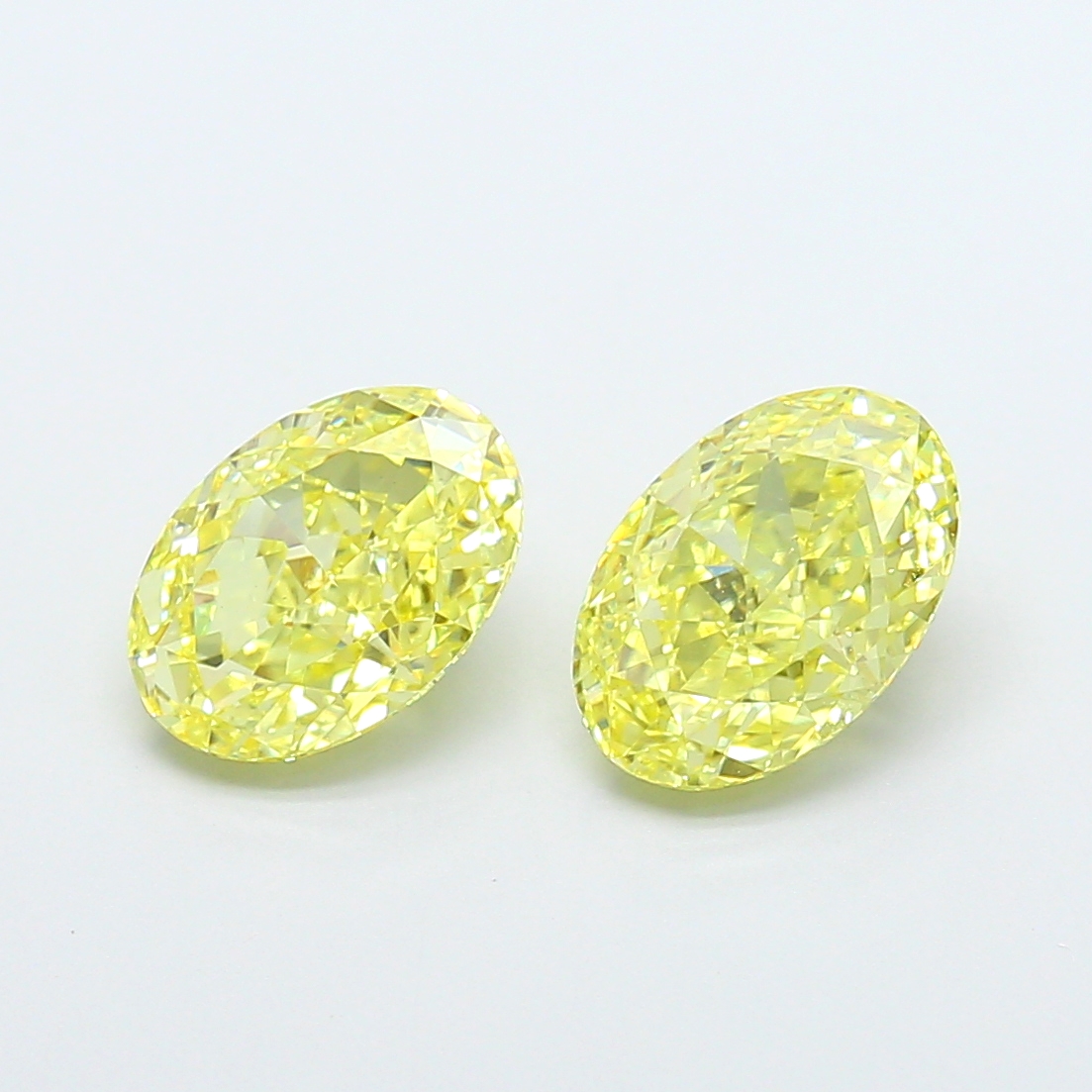 1.5ct Oval Fancy Intense Yellow VS1 IGI