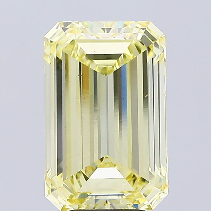 5.02ct Emerald Fancy Light Yellow VS2 IGI