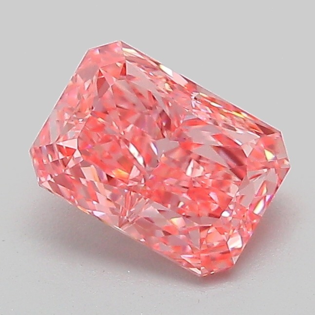 1.02ct Radiant Fancy Vivid Pink VVS2 IGI