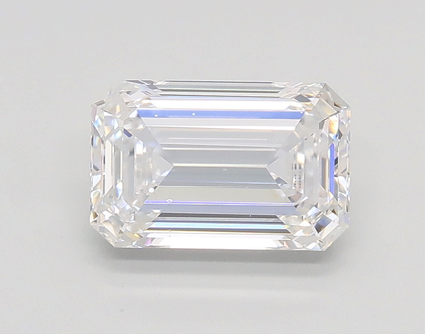 1.05 ct. emerald Lab Grown Diamond front image