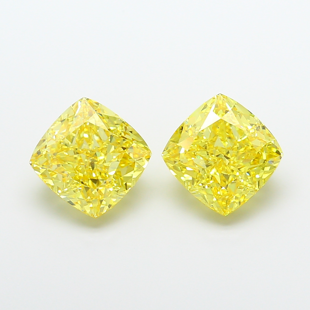 7.04ct Cushion Brilliant Fancy Vivid Yellow VS1 IGI