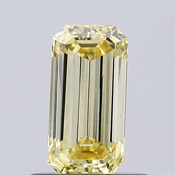 0.65ct Emerald Fancy Light Yellow VS1 IGI