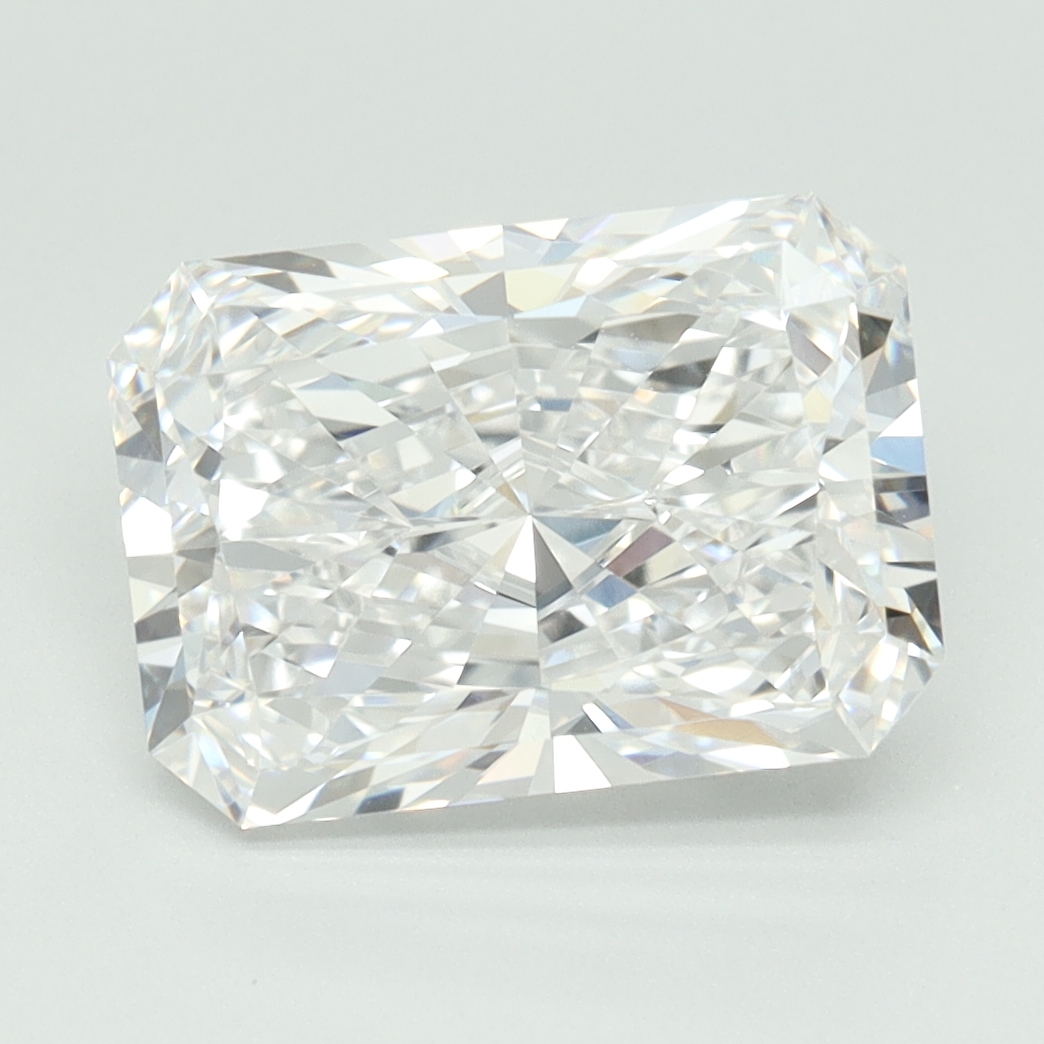 3.86ct Radiant · E · VVS1 · GIA