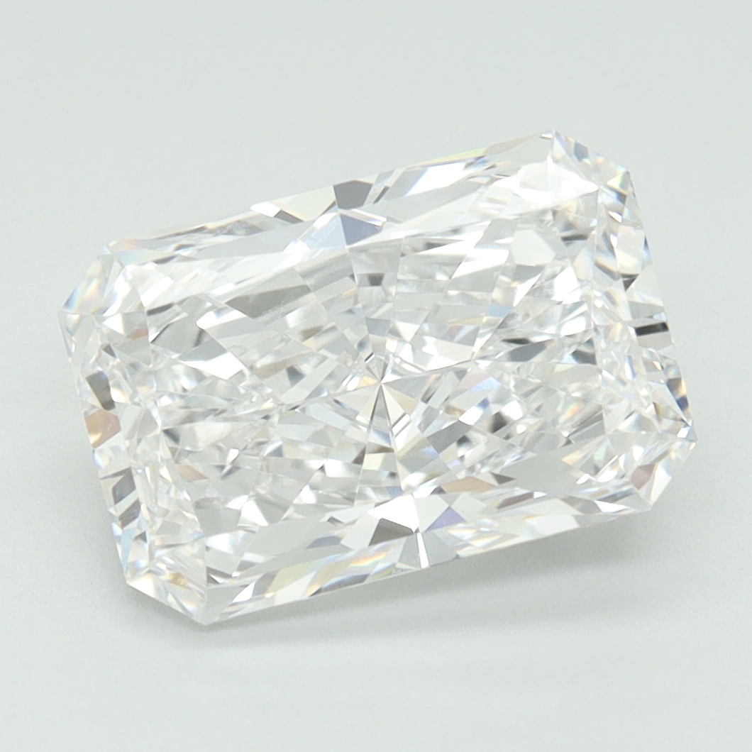 3.73ct Radiant · E · VVS2 · GIA
