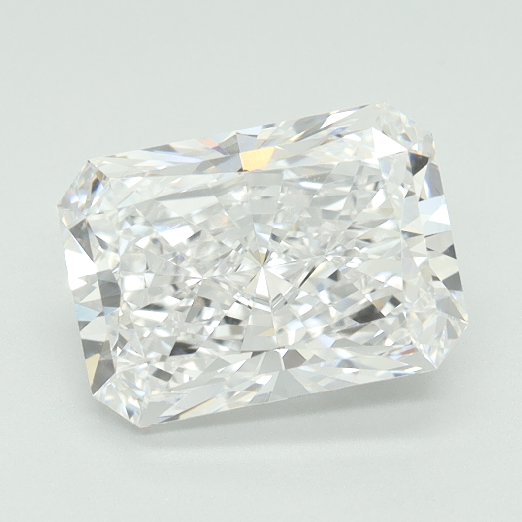 3.57ct Radiant · E · VVS2 · GIA