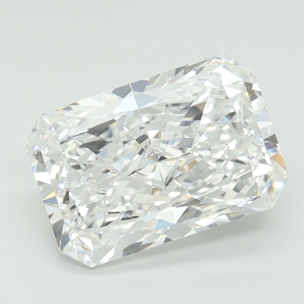 3.09ct Radiant · D · VVS2 · GIA