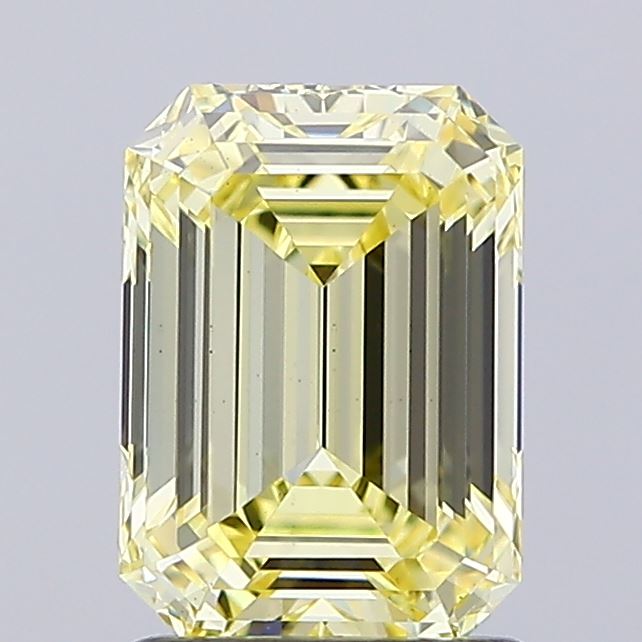 1.55ct Emerald Fancy Light Yellow VS1 IGI