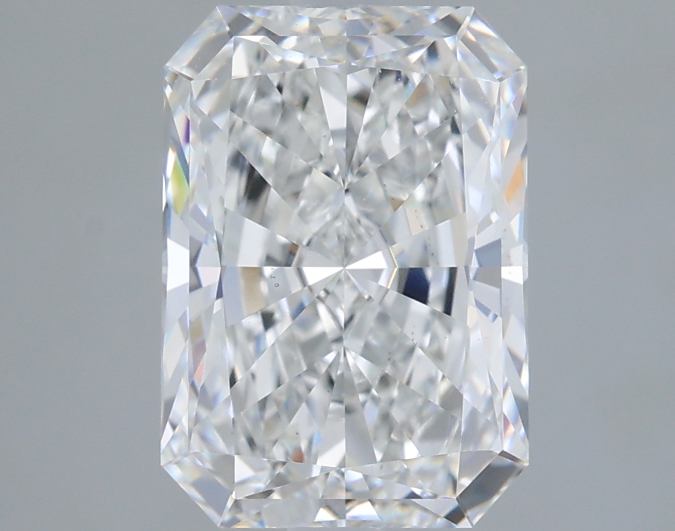 2.57 ct. radiant Lab Grown Diamond front image