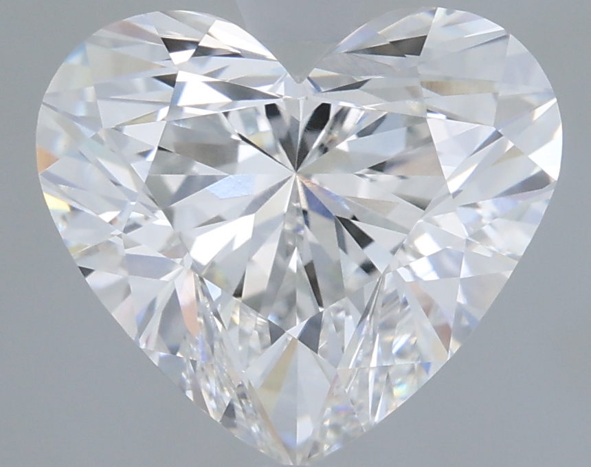 3.04 carat e VVS2 EX Cut IGI heart diamond