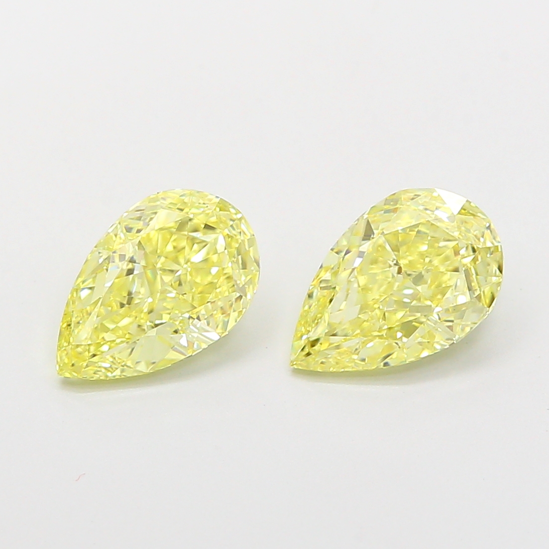 1.01ct Pear Fancy Intense Yellow VVS2 IGI