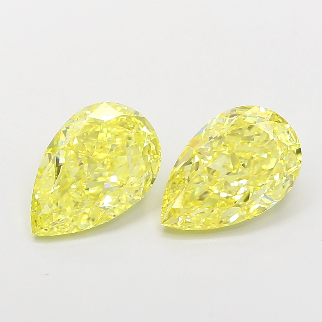 1.57ct Pear Fancy Intense Yellow VVS2 IGI
