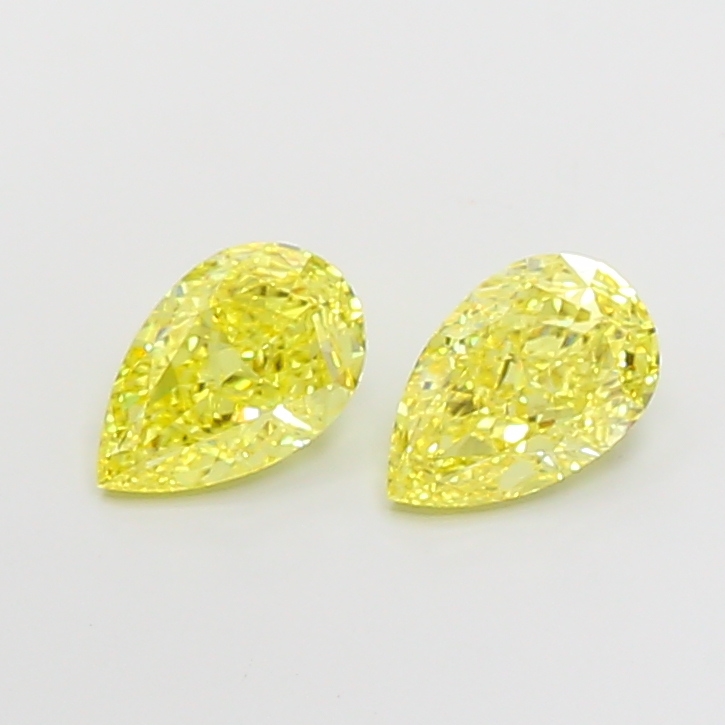 1.55ct Pear Fancy Vivid Yellow VVS2 IGI