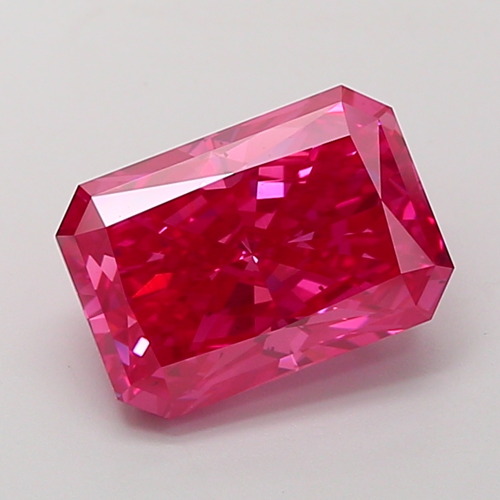 Radiant 5.06ct Fancy Vivid Pink VS2